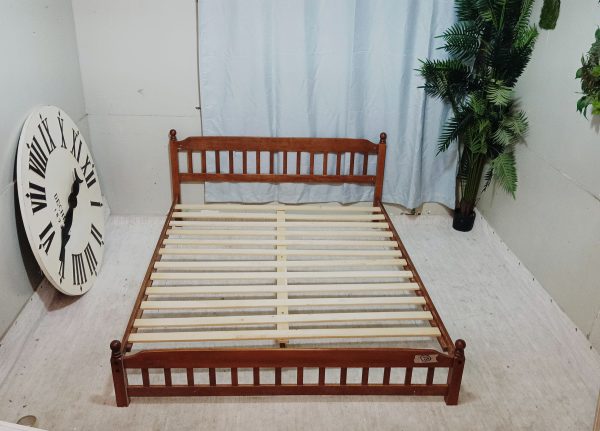 MINIMALIST DESIGN WOODEN QUEEN SIZE BED 140/200cm